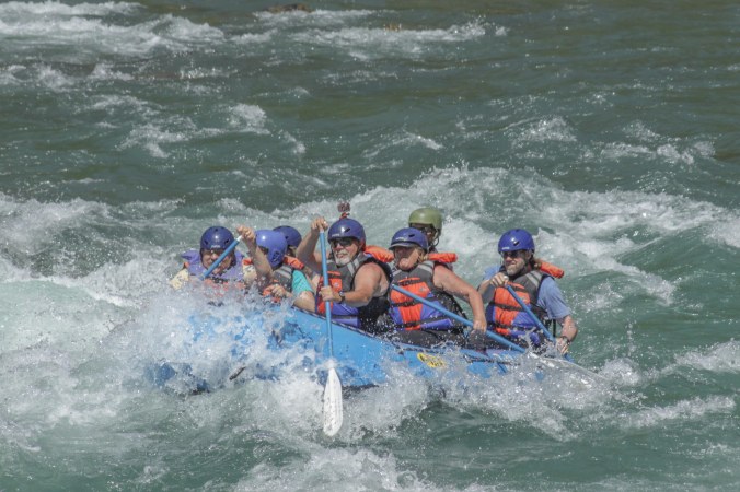 Whitewater rafting-1-2